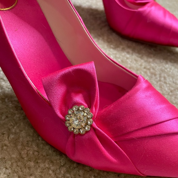 Roger Vivier LAVALLIÈRE CLOTH HEELS - Picture 6 of 7
